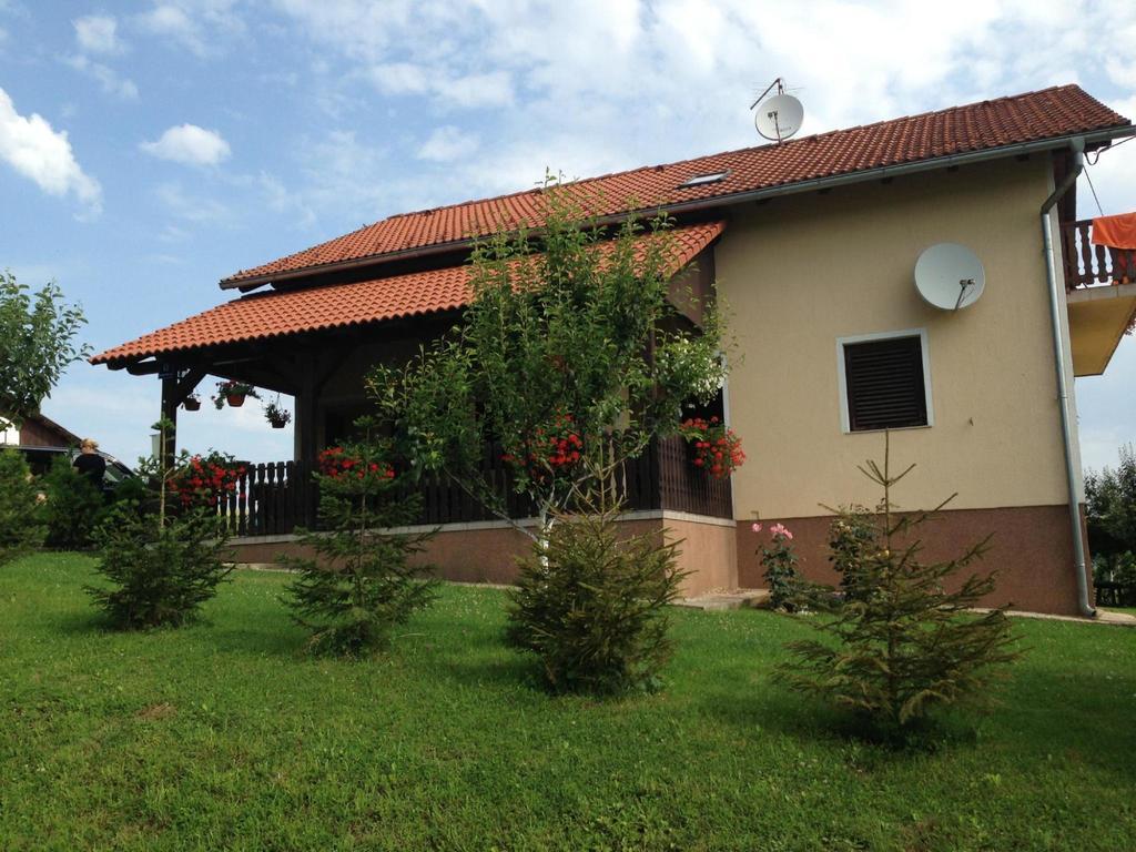 House Petra Apartment Rakovica Exterior photo